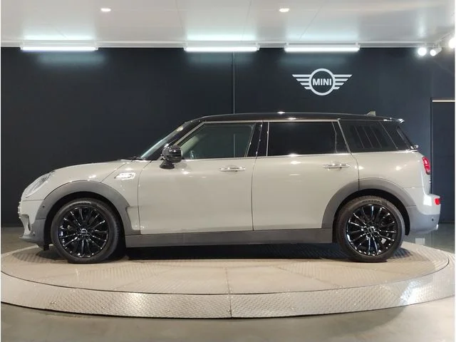 Bmw MINI COOPER D CLUBMAN ベースグレード photo 2