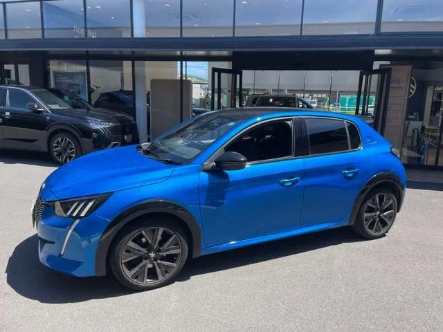 Peugeot PEUGEOT 208 GT photo 3