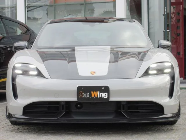 Porsche PORSCHE Taycan ターボS photo 3