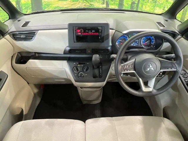Mitsubishi eK SPACE M photo 2