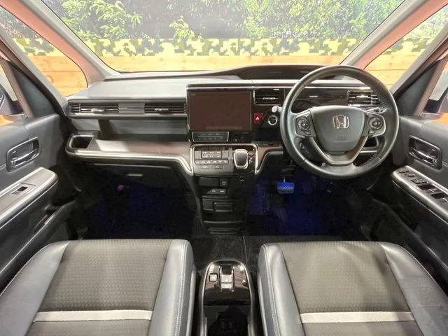 Honda STEPWAGON e:HEV SPADA G・EX　ホンダセンシング photo 2