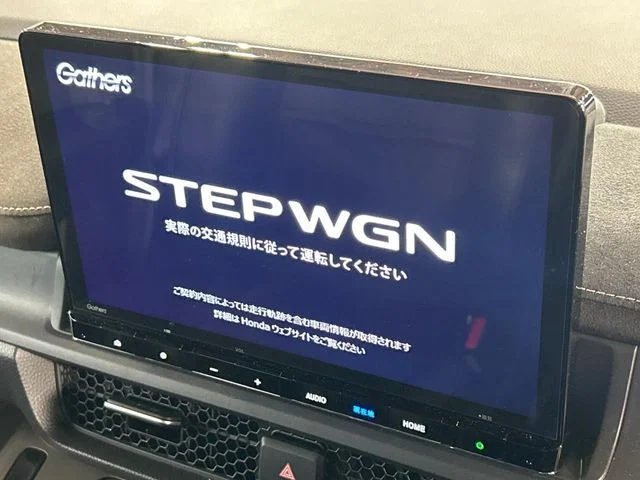 Honda STEPWAGON e:HEV SPADA プレミアムライン photo 3