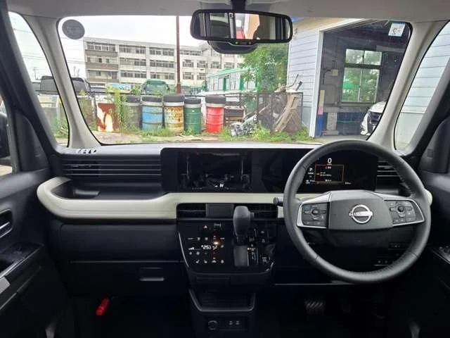 Nissan ROOX 4WD オーテックラインターボプロパイロットEd photo 3