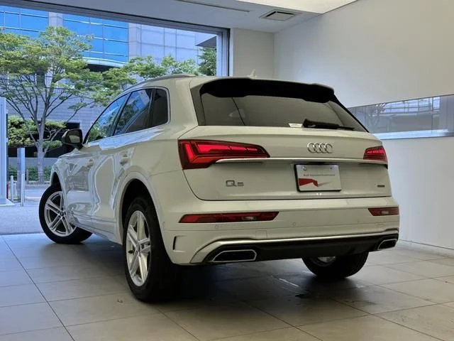 Audi AUDI Q5 40　TDI　クワトロ　Sライン photo 3