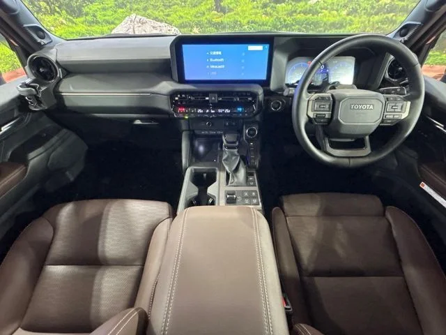 Toyota LANDCRUISER 250 ZX photo 2