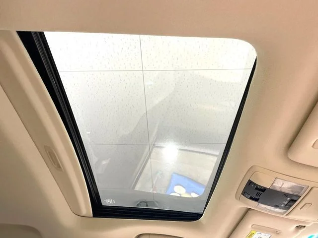 Toyota LANDCRUISER PRADO TX　Lパッケージ photo 3