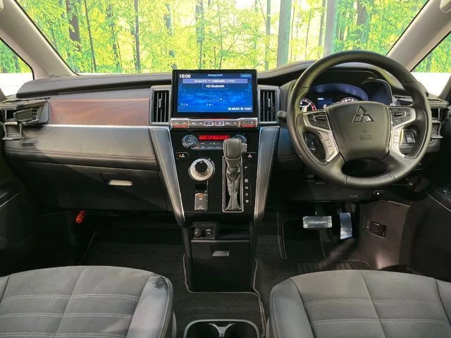 Mitsubishi DELICA D:5 4WD ジャスパー photo 2