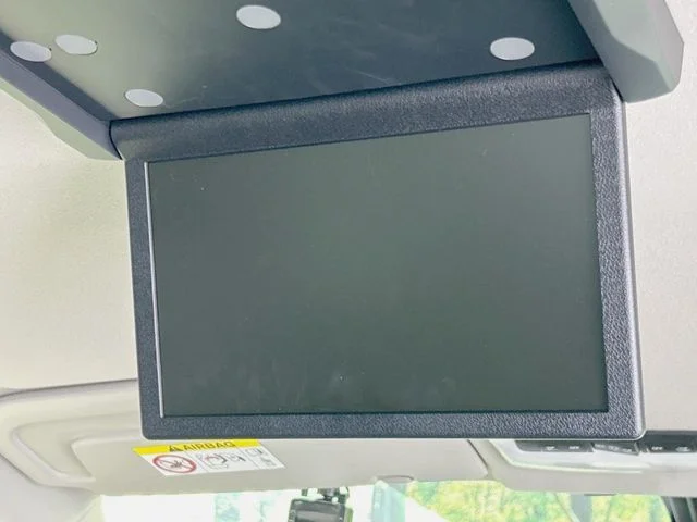 Nissan SERENA WG e−POWER　ハイウェイスター　V photo 3