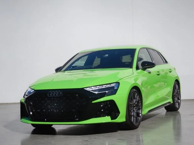 Audi AUDI RS3 SPORTBACK ベースグレード 2025
