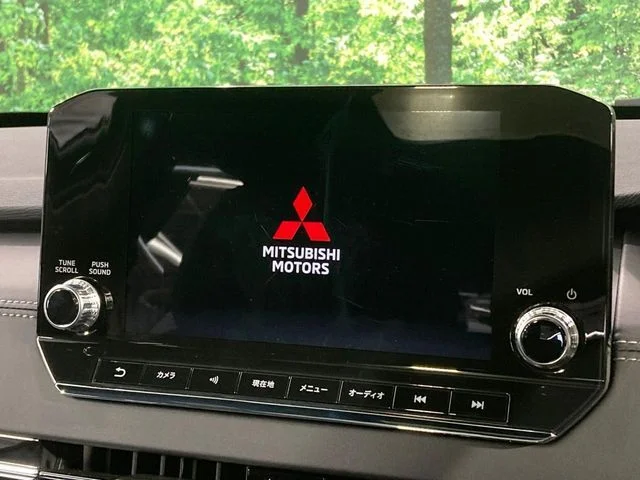Mitsubishi OUTLANDER PHEV ブラックエディション photo 3
