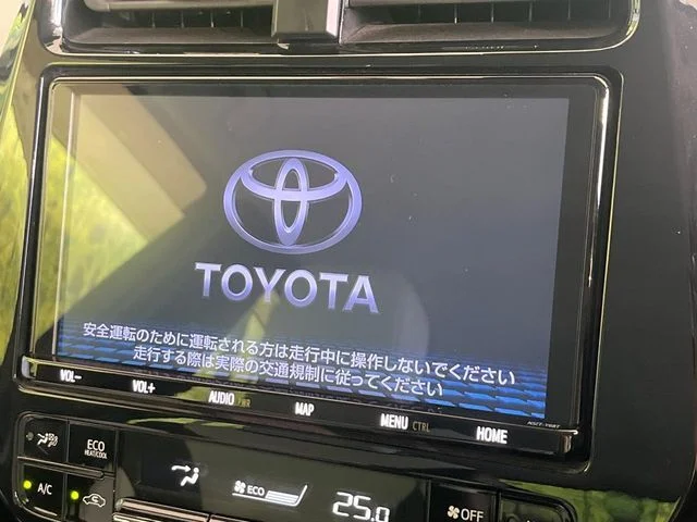 Toyota PRIUS S　ツーリングセレクション photo 4