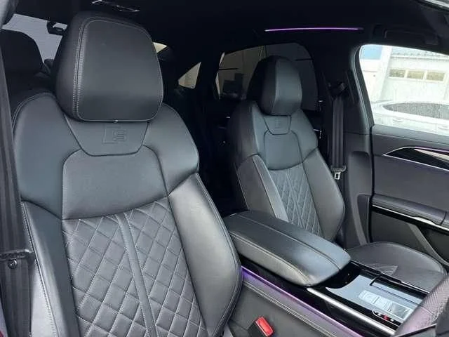 Audi AUDI A8 55　TFSI　クワトロ photo 4