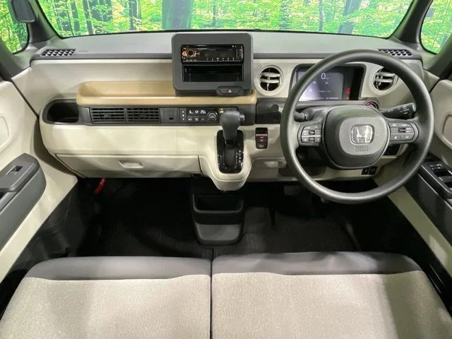 Honda N BOX ベースグレード photo 2