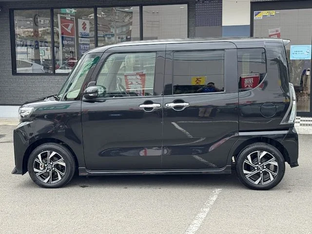Daihatsu TANTO CUSTOM X photo 2