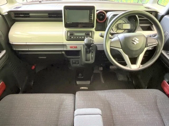 Suzuki Spacia ハイブリッドX photo 2