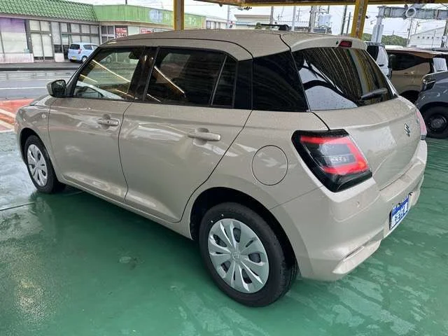 Suzuki SWIFT XG photo 4