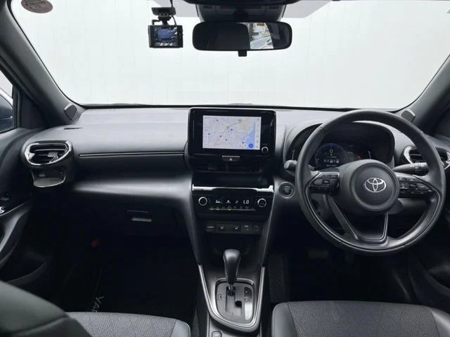 Toyota YARIS CROSS Z photo 2