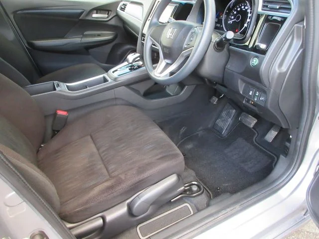 Honda SHUTTLE HYBRID ホンダセンシング photo 4