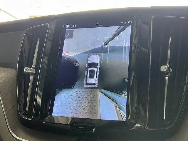 Volvo VOLVO XC60 プラス　B5 photo 4