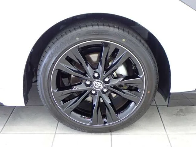 Toyota COROLLA TOURING HYBRID 4WD ハイブリッド　アクティブ　スポーツ　E− photo 2