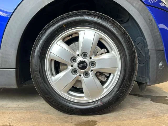 Bmw MINI COOPER D 5DOOR ベースグレード photo 2
