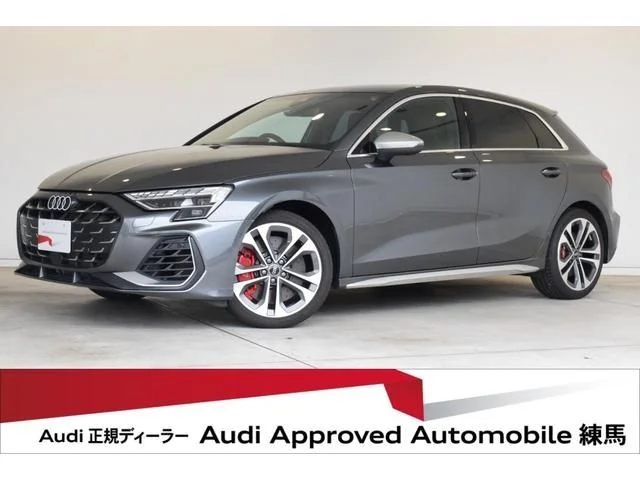 Audi AUDI S3 SPORTBACK ベースグレード 2025