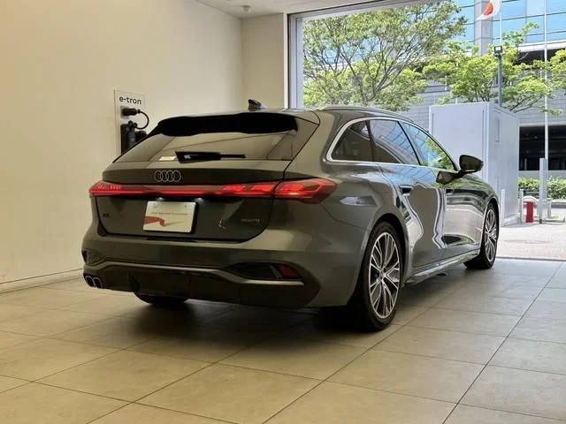 Audi AUDI A5 AVANT TDI　クワトロ　Sライン photo 3