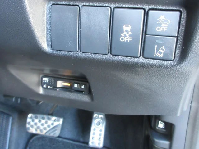Honda SHUTTLE HYBRID X　ホンダセンシング photo 4