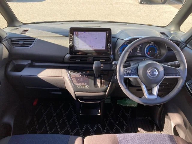 Nissan ROOX ハイウェイスターG　ターボ photo 2