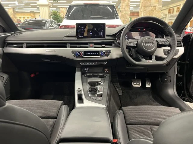 Audi AUDI A5 SPORTBACK 45TFSIクワトロ　スポーツSラインP photo 2
