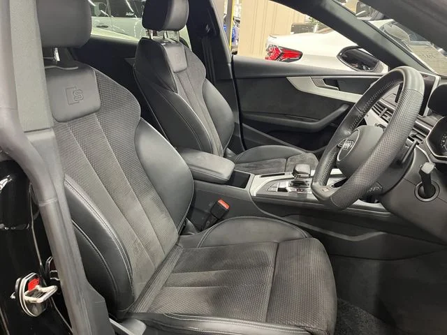 Audi AUDI A5 SPORTBACK 45TFSIクワトロ　スポーツSラインP photo 4