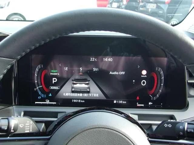Nissan AURA G　FOUR photo 4