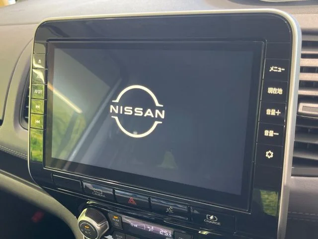 Nissan SERENA WG e−POWER　ハイウェイスター　V photo 3
