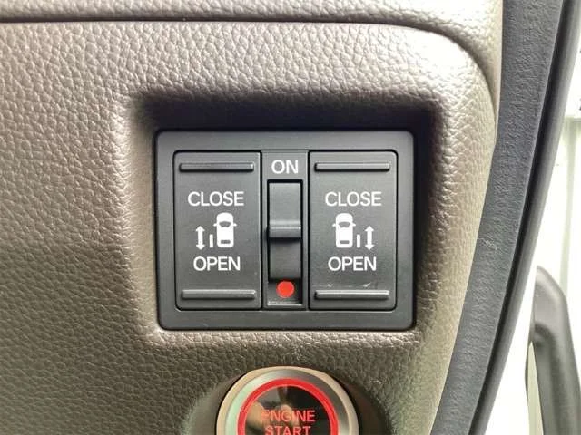 Honda N BOX L photo 4