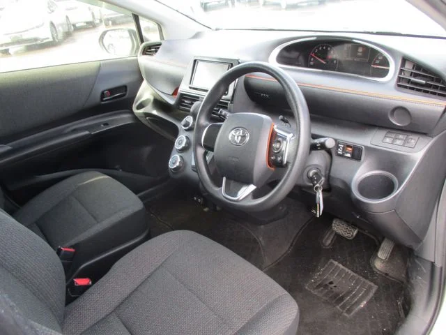 Toyota SIENTA ファンベース　X photo 2