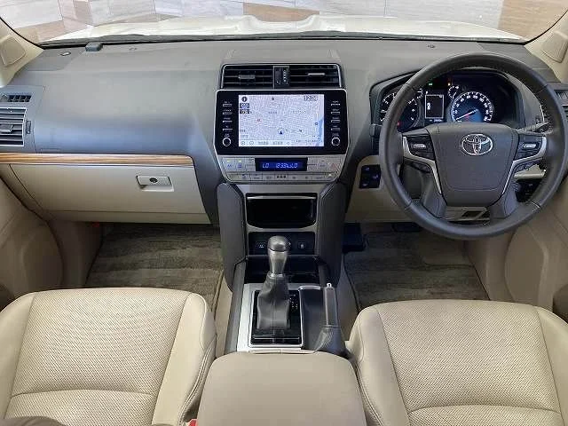 Toyota LANDCRUISER PRADO TX　Lパッケージ photo 2