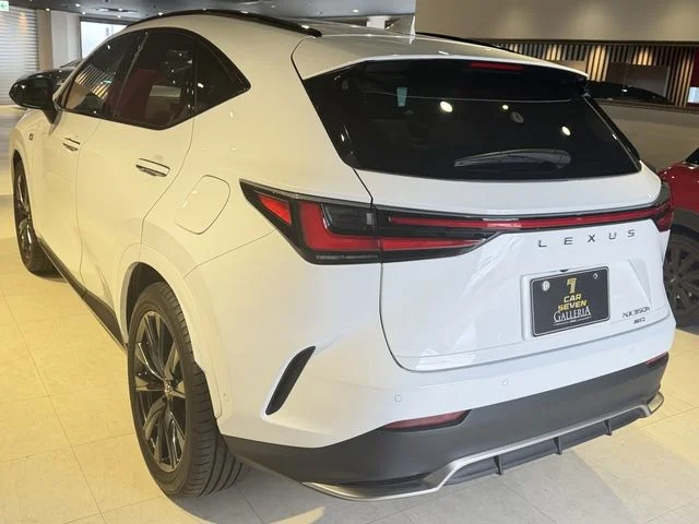Toyota LEXUS NX350h AWD Fスポーツ photo 2