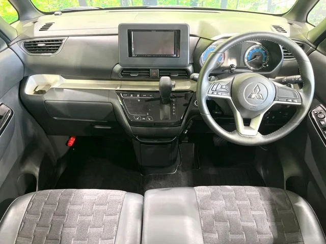 Mitsubishi DELICA MINI T photo 3
