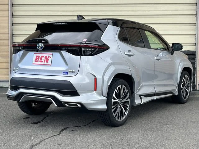 Toyota YARIS CROSS HYBRID ハイブリッドZ photo 3