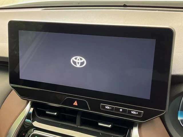 Toyota HARRIER HYBRID G photo 3