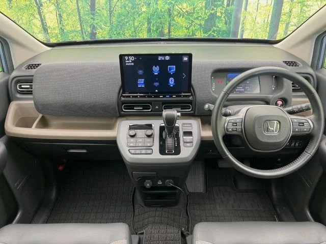 Honda FREED e:HEV エアー　EX photo 2