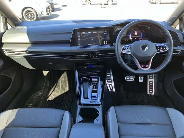 Volkswagen VOLKSWAGEN GOLF GTI ベースグレード photo 2