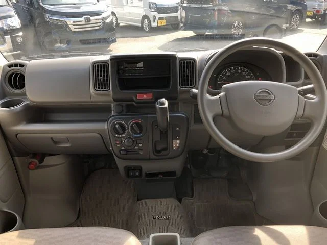 Nissan CLIPPER van DX　HR photo 3