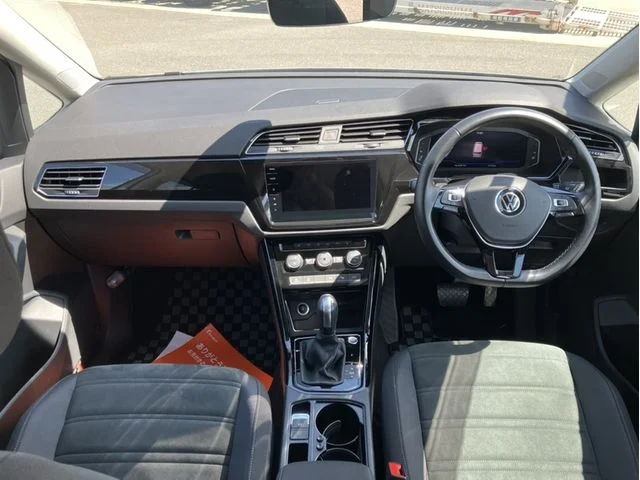 Volkswagen VOLKSWAGEN GOLF TOURAN TSI　ハイライン photo 3