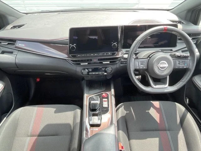 Nissan AURA ニスモ photo 2