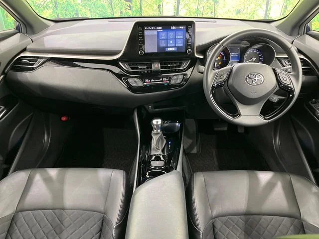 Toyota C-HR Gモードネロセーフティプラスハイブリッド photo 2