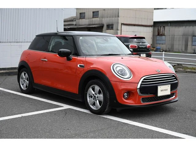 Bmw MINI COOPER D ベースグレード photo 3