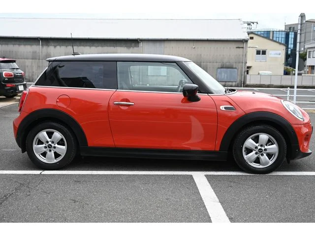Bmw MINI COOPER D ベースグレード photo 4