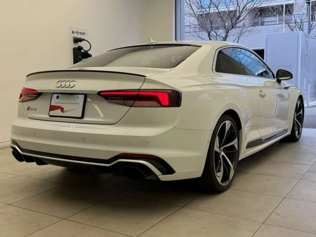 Audi AUDI RS5 ベースグレード photo 3