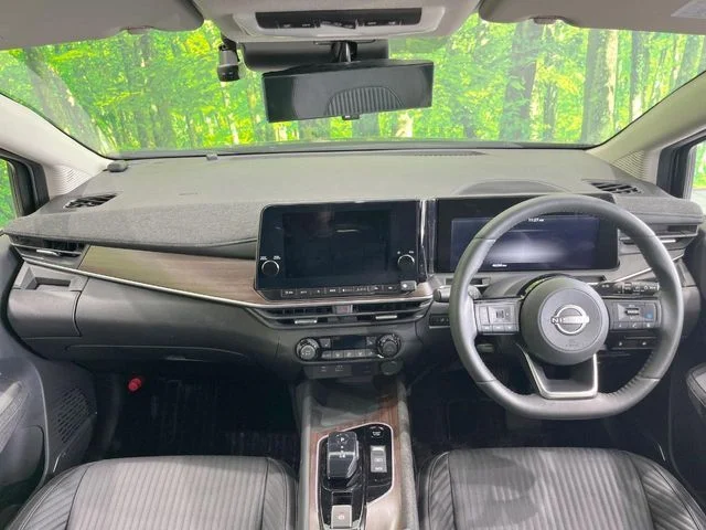 Nissan AURA G　レザーエディション photo 2